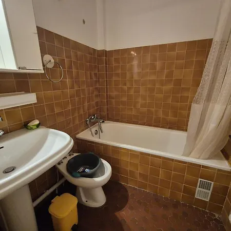 Appartement Charmant, Parking Privé - 2 Pers. - Fr-1-309-589 *